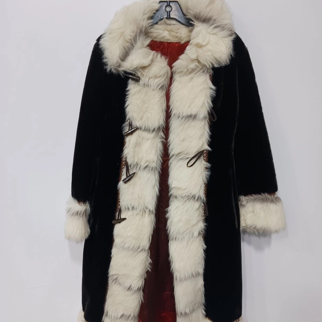 Lassie Women's Black Fur Coat